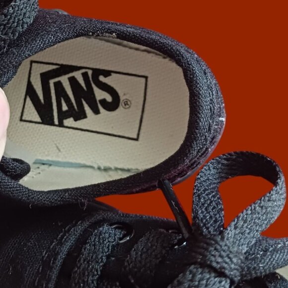 Vans Toddler Authentic Black Canvas Sneakers Size 4.0 Toddler - Picture 4 of 8